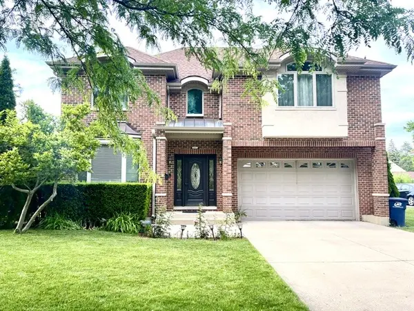 822 E Prairie AVE, Des Plaines, IL 60016