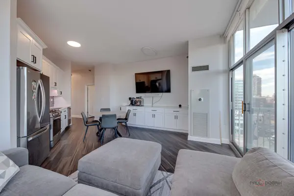 1600 S Indiana AVE #803, Chicago, IL 60616