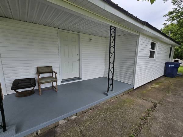 911 S 25th ST, Mt Vernon, IL 62864