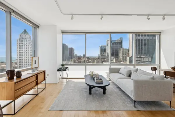 8 E RANDOLPH ST #2904, Chicago, IL 60601