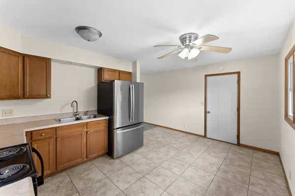 4233 Warren ST, Davenport, IA 52806