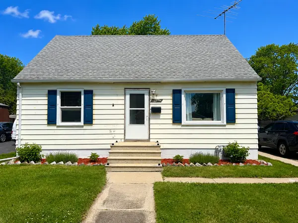 1004 21st ST, Zion, IL 60099