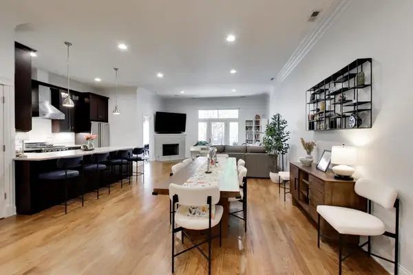 3811 N Lincoln AVE #2B, Chicago, IL 60613