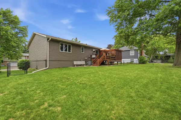 836 W 57th ST, Davenport, IA 52806