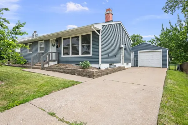 3021 W Rusholme ST, Davenport, IA 52804