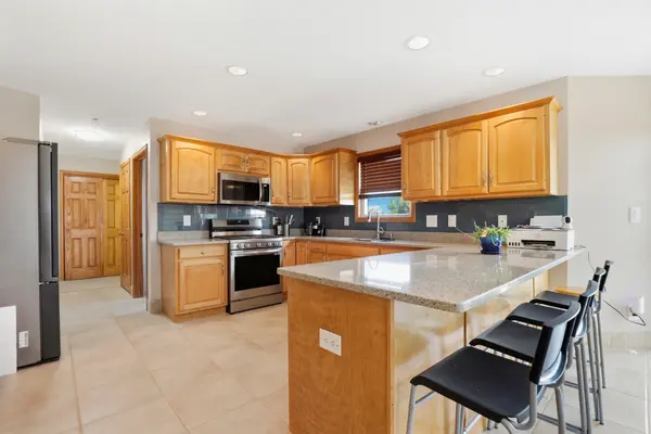 855 White Tail BND, Manteno, IL 60950