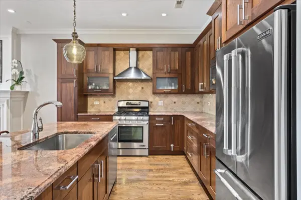 4860 N Clark ST #3S, Chicago, IL 60640