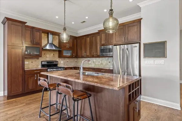 4860 N Clark ST #3S, Chicago, IL 60640