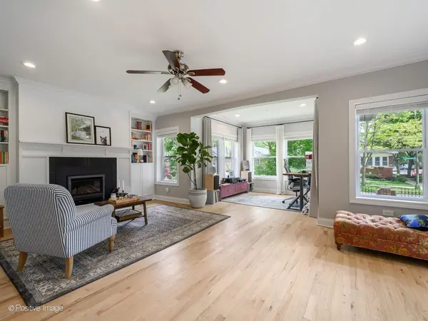 5002 N Central Park AVE, Chicago, IL 60625
