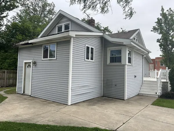 3673 Randolph ST, Lansing, IL 60438