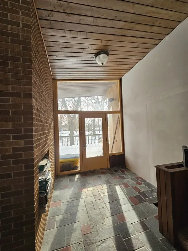 10021 W 146th ST, Orland Park, IL 60462