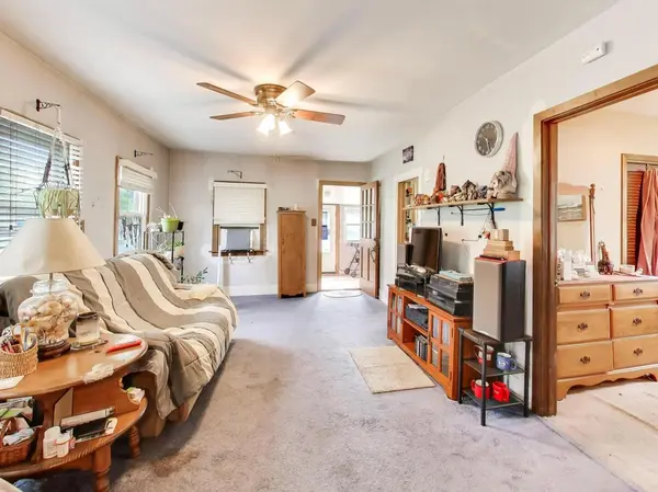 2516 Bittersweet AVE, Holiday Hills, IL 60051