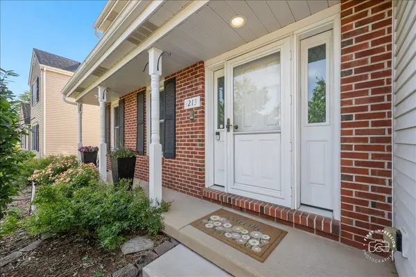 1213 Geneva DR, Geneva, IL 60134