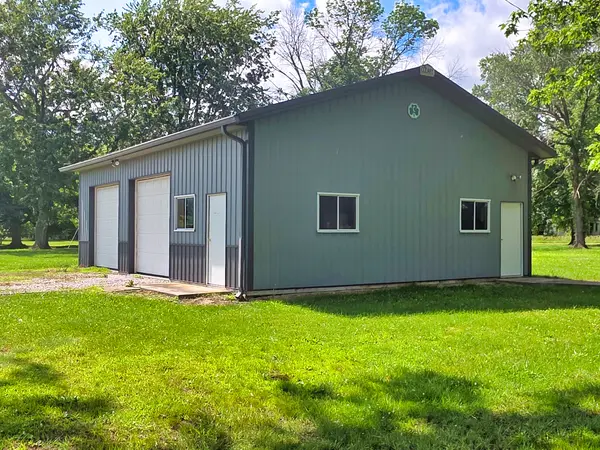 220 Oak ST, Noble, IL 62868