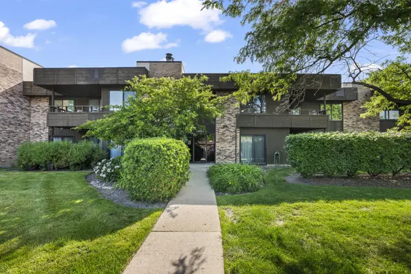 1365 N Sterling AVE #211C, Palatine, IL 60067