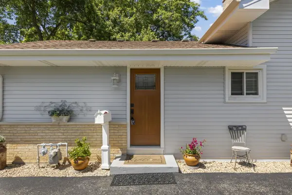 257 S Milton AVE, Glen Ellyn, IL 60137