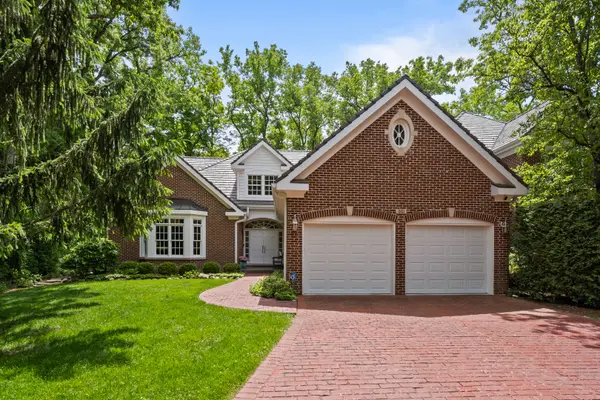 861 Gloucester XING,  Lake Forest,  IL 60045