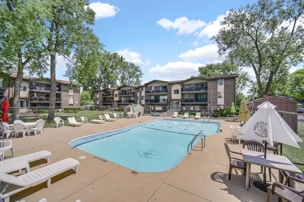 13540 Lawler AVE #77, Crestwood, IL 60418