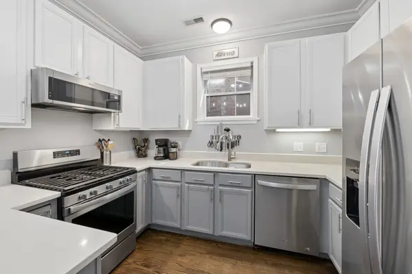 1311 W Fillmore ST #2, Chicago, IL 60607