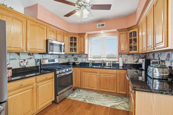 16001 S 88th AVE #306, Orland Park, IL 60462
