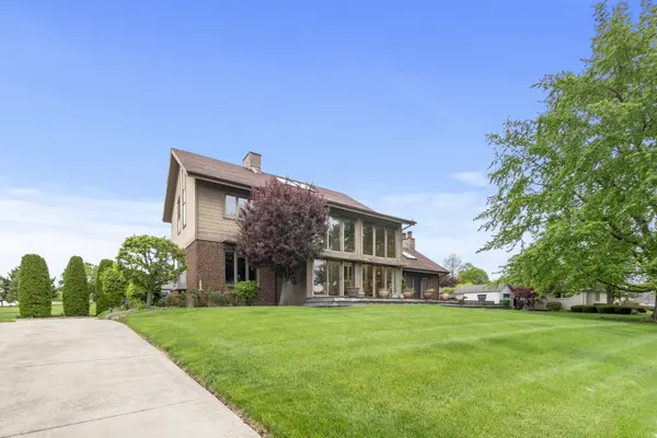 13657 S Parker RD, Homer Glen, IL 60491