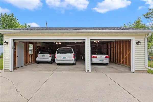 121 Seton PL, Streamwood, IL 60107