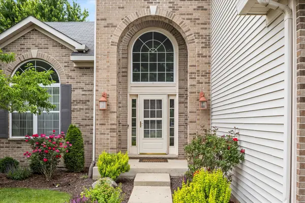 16326 Sand Creek LN, Plainfield, IL 60586