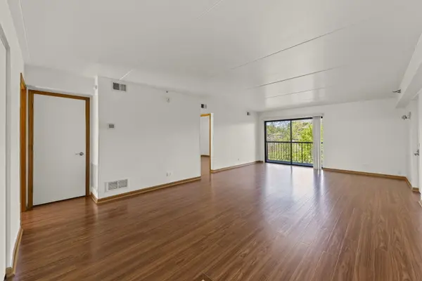 6010 Lake Bluff DR #301, Tinley Park, IL 60477