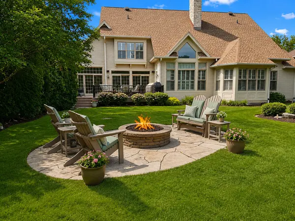 Address not disclosed, Barrington, IL 60010