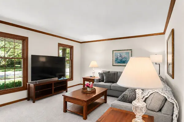 215 Alpine DR, Lake Zurich, IL 60047