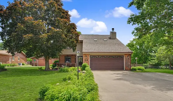 1 James CT, Sidney, IL 61877