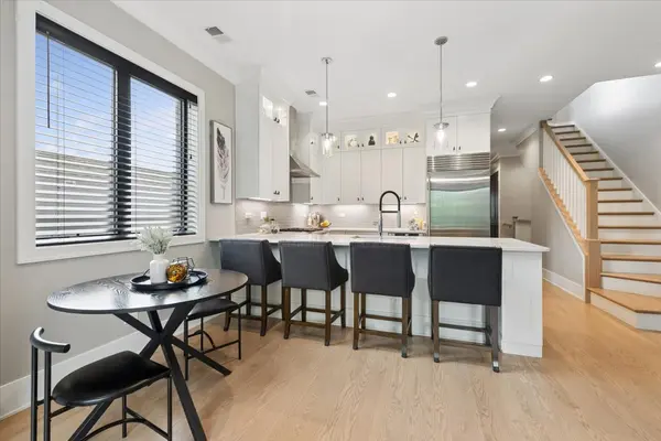 1731 W Roscoe ST #3, Chicago, IL 60657