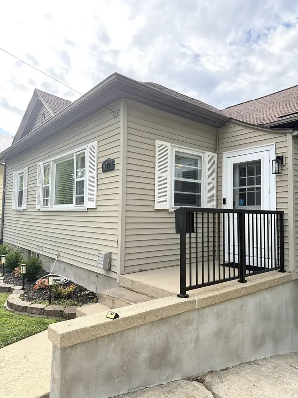 613 W Henry ST, Pontiac, IL 61764