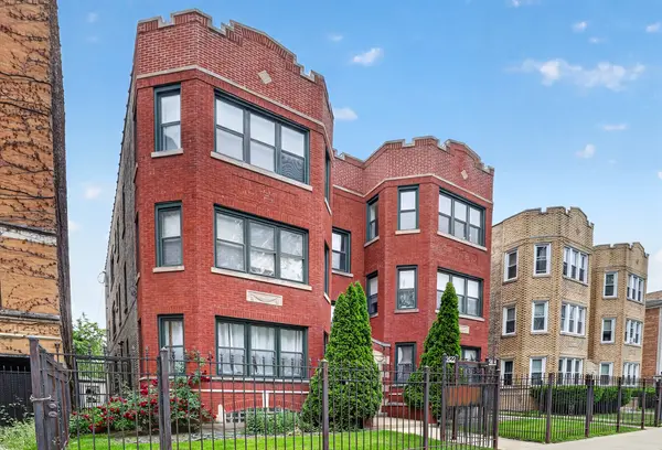 6424 N Albany AVE #3, Chicago, IL 60645