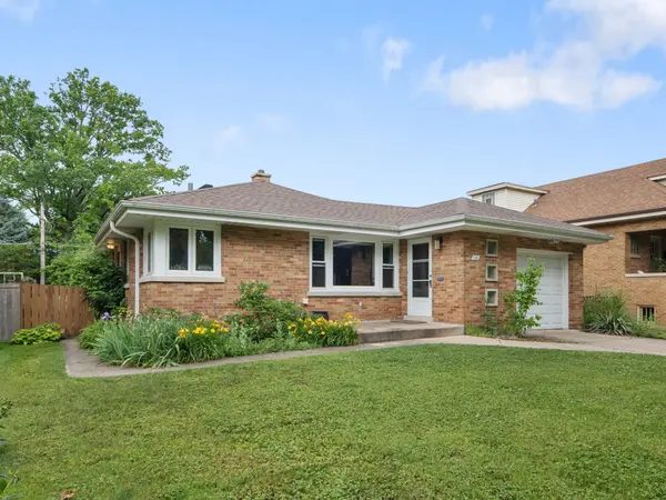 116 N Edgewood AVE, La Grange, IL 60525
