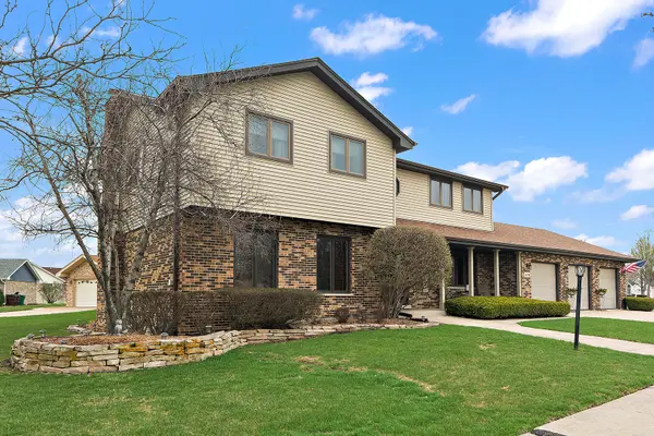 16748 Richards DR, Tinley Park, IL 60477