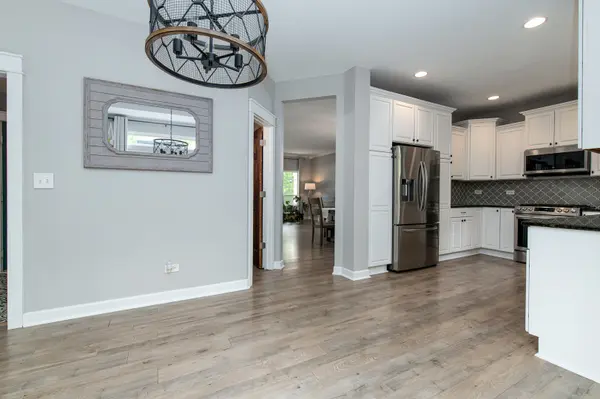 1061 Painted Lake CT, Lake Villa, IL 60046