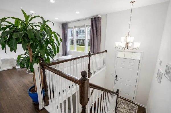 3155 CORAL LN #33-5, Glenview, IL 60026