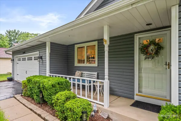 2544 Brockton CIR, Naperville, IL 60565