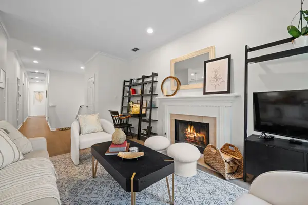 1123 W Altgeld ST #3, Chicago, IL 60614