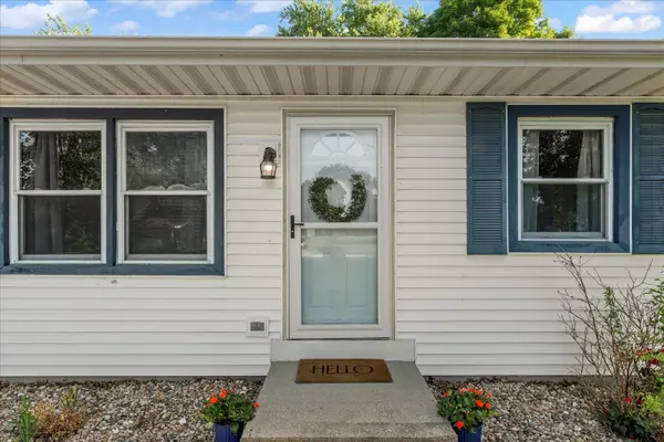 608 W Linden ST, Tolono, IL 61880