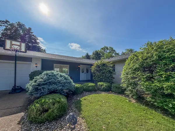2112 Plymouth DR, Champaign, IL 61821