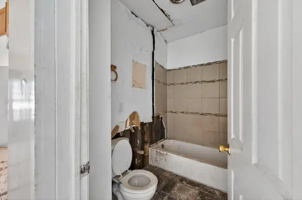 6603 S Oakley AVE, Chicago, IL 60636