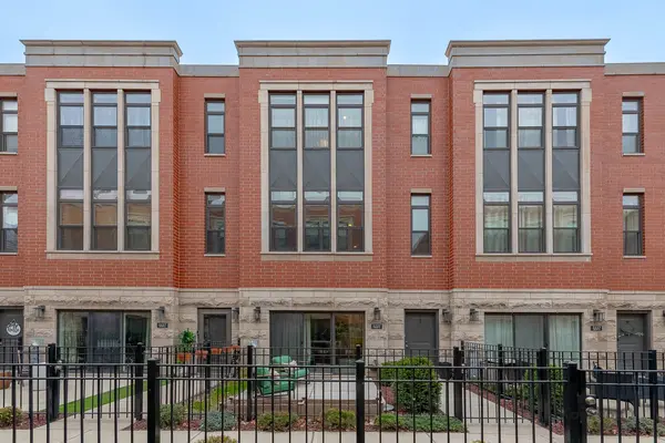 2243 W Coulter ST #2, Chicago, IL 60608