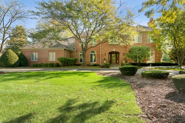 1515 Galloway DR, Inverness, IL 60010
