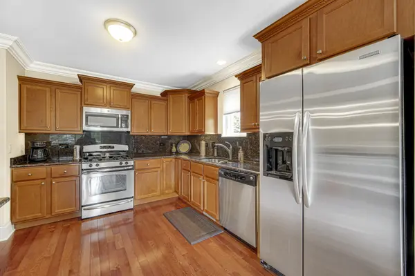 405 W Pierce RD #201, Itasca, IL 60143