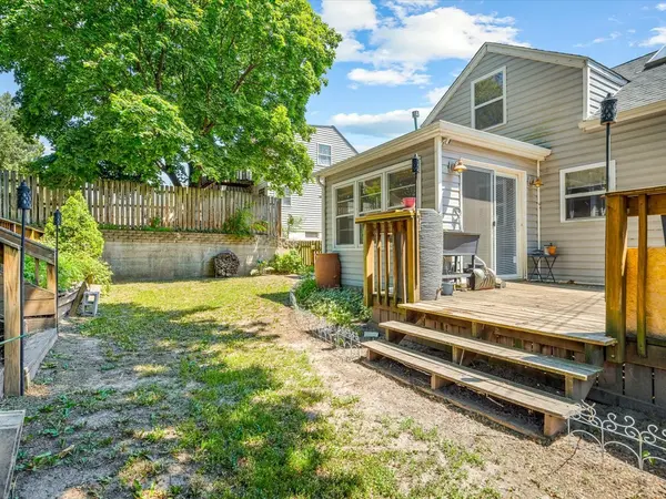 2520 19th AVE, Rockford, IL 61108