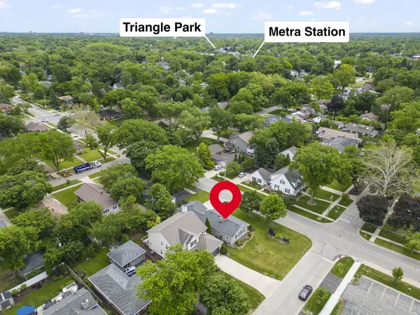 803 E Harrison AVE, Wheaton, IL 60187