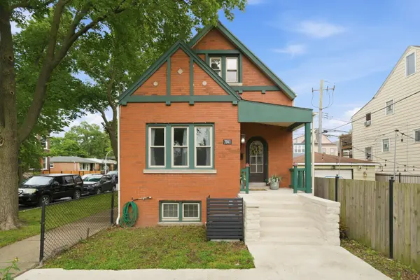 3141 N Richmond ST, Chicago, IL 60618
