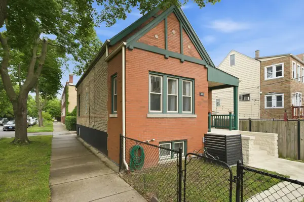 3141 N Richmond ST, Chicago, IL 60618